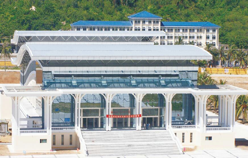 某部國(guó)防大禮堂（含大型建筑幕墻、鋼結(jié)構(gòu)工程）.jpg